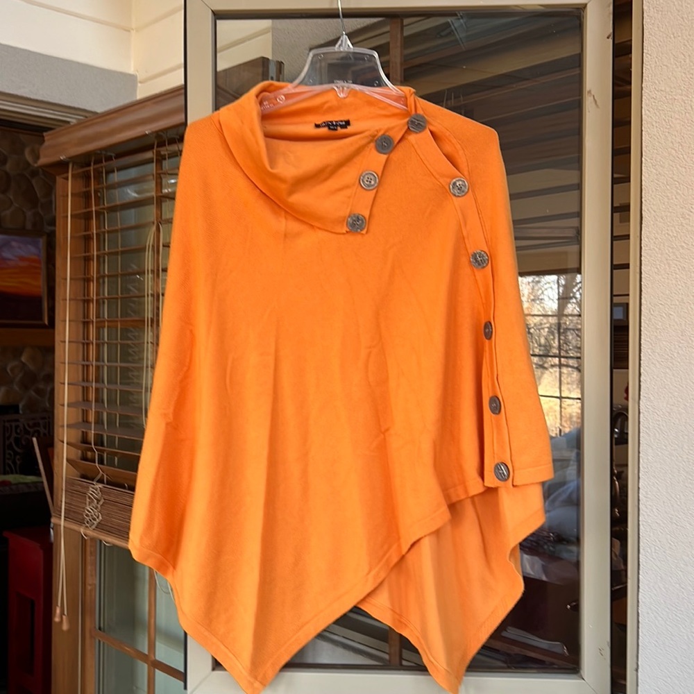 Marble poncho sweater size XS/S